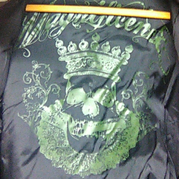 Juicy Couture - Picture 8 of 9